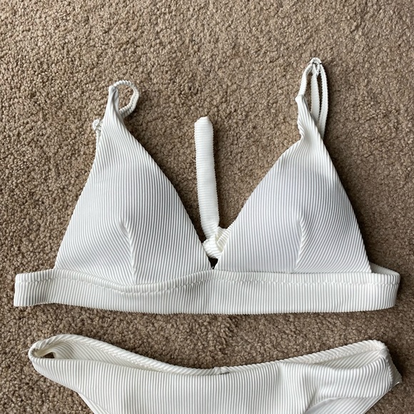 White Ribbed Cheeky Bikini Set - Picture 2 of 8